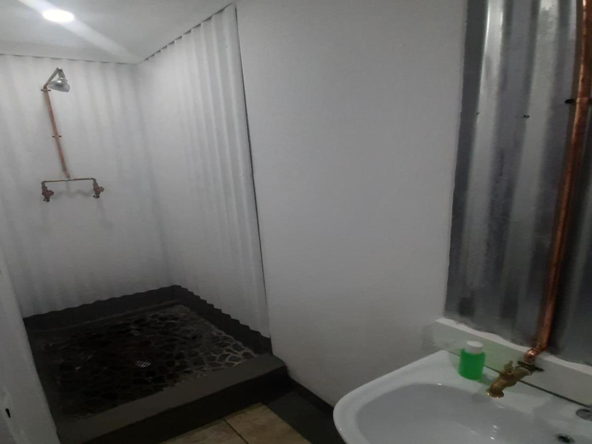 Mykhaya-Your Home Away From Home Kempton Park Kültér fotó